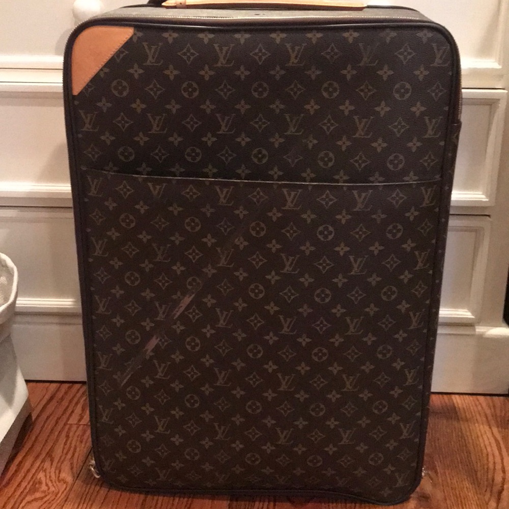 Louis Vuitton Monogram Pegase 65